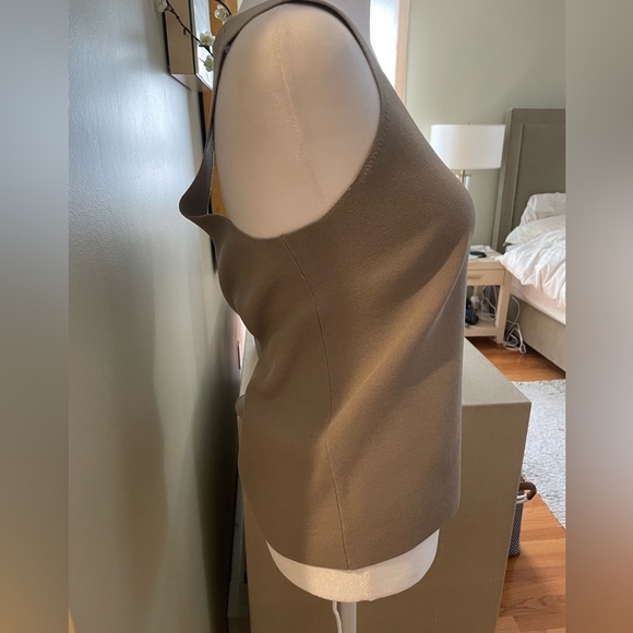 Reiss Devon Knitted Square Neck Vest Sage Large - Picture 3 of 7